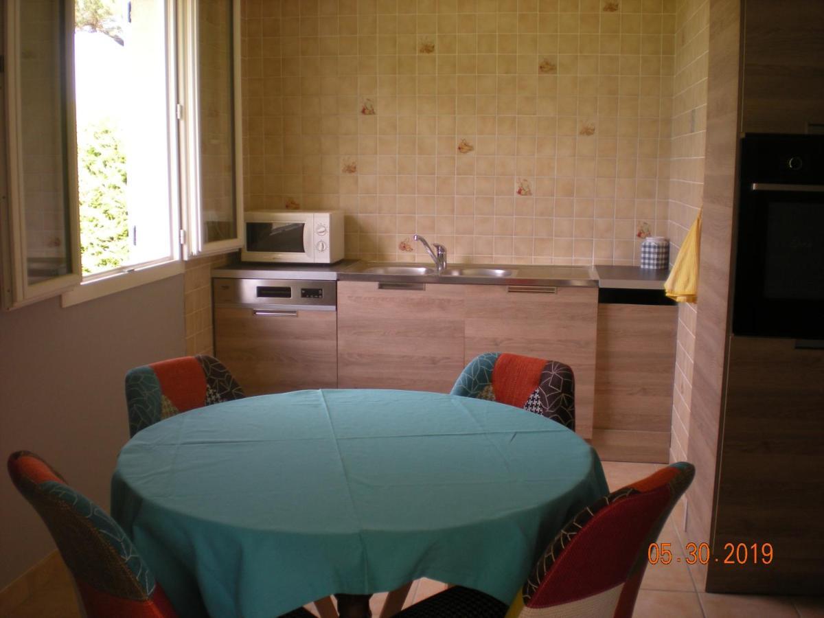 Gite De Grandcamp Maisy Exterior foto